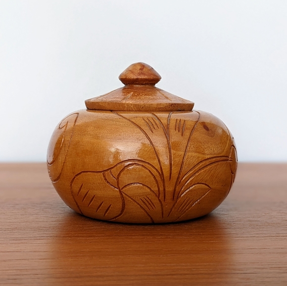 Haiti Hand Carved Wood Trinket Box - Picture 2 of 7